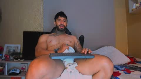 Snapshot of naughty_dominant chatting on 01.27.25 Miller online show from 01.27.25