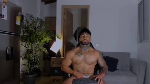 Snapshot of naughty_dominant chatting on 02.21.25 Miller online show from 02.21.25