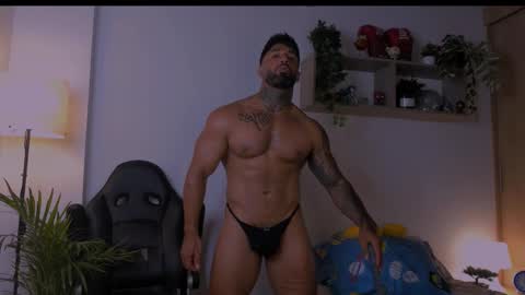 Snapshot of naughty_dominant chatting on 03.02.25 Miller online show from 03.02.25