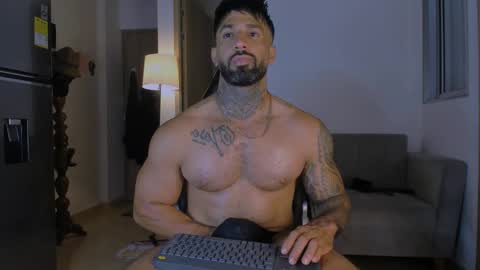 Snapshot of naughty_dominant chatting on 03.04.25 Miller online show from 03.04.25