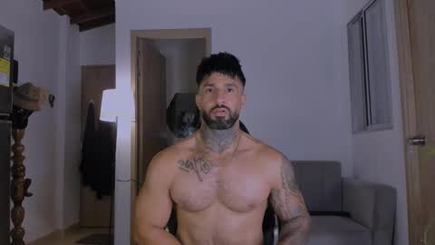 Snapshot of naughty_dominant chatting on 03.04.25 Miller online show from 03.04.25