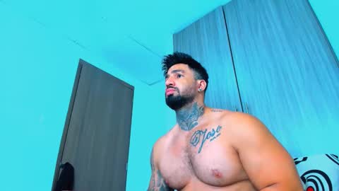 Snapshot of naughty_dominant chatting on 10.04.25 Miller online show from 10.04.25