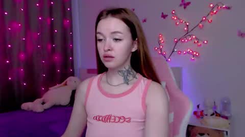 Snapshot of naughty_mablee chatting on 09.24.25 Mable online show from 09.24.25