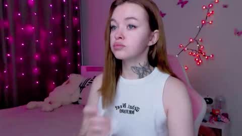 Snapshot of naughty_mablee chatting on 10.14.25 Mable online show from 10.14.25