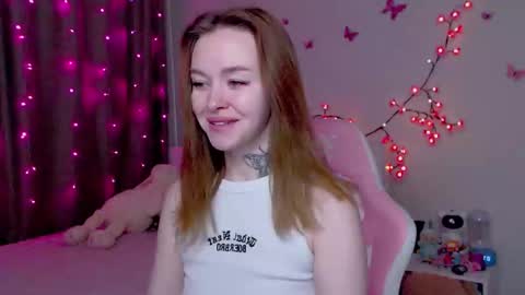 Snapshot of naughty_mablee chatting on 10.20.25 Mable online show from 10.20.25