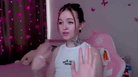 Snapshot of naughty_mablee chatting on 10.27.25 Mable online show from 10.27.25