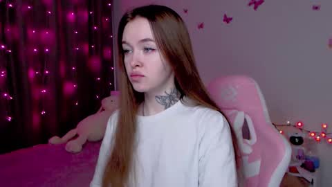 Snapshot of naughty_mablee chatting on 11.03.25 Mable online show from 11.03.25