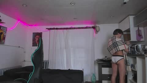 Snapshot of naughty_nik43 chatting on 01.08.25 Nik online show from 01.08.25