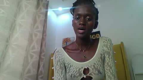 naughty_sandrah online show from 01.10.25