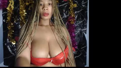 Snapshot of naughty_xxbunny chatting on 02.08.25 beauty online show from 02.08.25