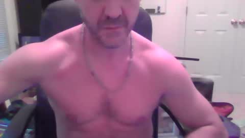 Snapshot of naughtybutnice6_9 chatting on 10.21.25 naughtybutnice6_9 online show from 10.21.25
