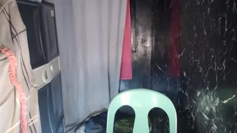 Snapshot of naughtybutsexy69 chatting on 12.20.24 Arch online show from 12.20.24