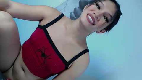 Snapshot of naughtybynight28 chatting on 12.05.25 naughtybynight28 online show from 12.05.25