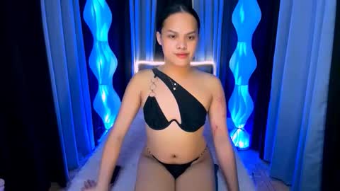 Snapshot of naughtychanell chatting on 10.10.25 naughtychanell online show from 10.10.25