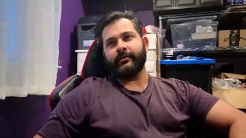 Snapshot of naughtydesicock chatting on 11.19.25 sakhtlaundaz online show from 11.19.25