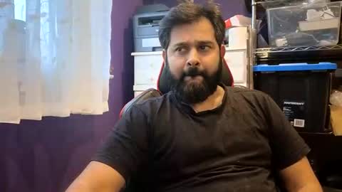 Snapshot of naughtydesicock chatting on 12.14.25 sakhtlaundaz online show from 12.14.25