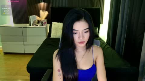 Snapshot of naughtygirl18x chatting on 12.02.24 Mitch online show from 12.02.24