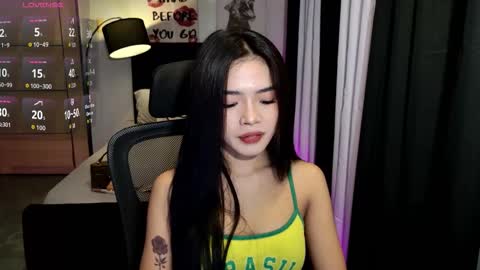 Snapshot of naughtygirl18x chatting on 12.16.25 Mitch online show from 12.16.25