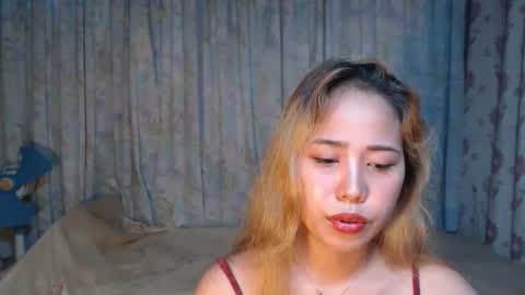 Snapshot of naughtyhotsexyjean chatting on 03.18.26 miss jean online show from 03.18.26