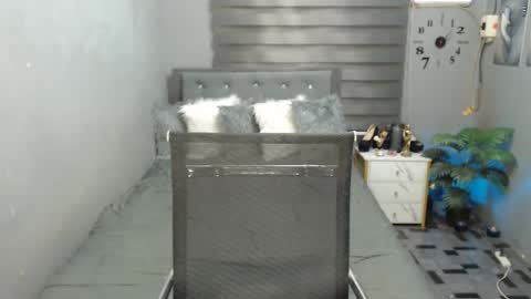 Snapshot of naughtykeats chatting on 10.22.25 Crystal online show from 10.22.25