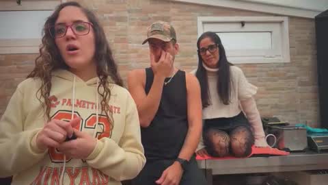 Snapshot of naughtyluxe chatting on 11.04.25 ANDREA STEPH MIKE online show from 11.04.25