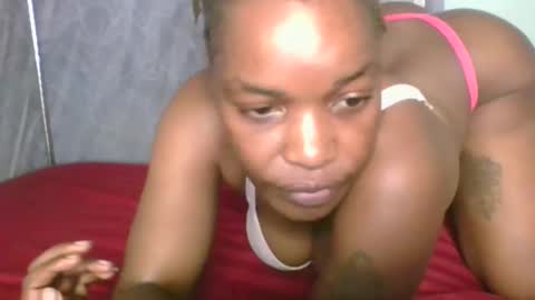 Snapshot of naughtyme4711 chatting on 01.18.25 Naughty is my name online show from 01.18.25
