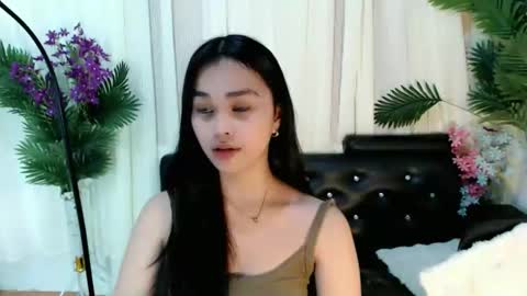 Snapshot of naughtymuse_ chatting on 04.05.26 ELISE online show from 04.05.26