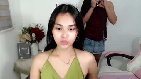 Snapshot of naughtymuse_ chatting on 04.26.26 ELISE online show from 04.26.26