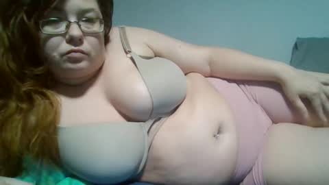 Snapshot of naughtynatalie1988x chatting on 10.02.25 Natalie online show from 10.02.25