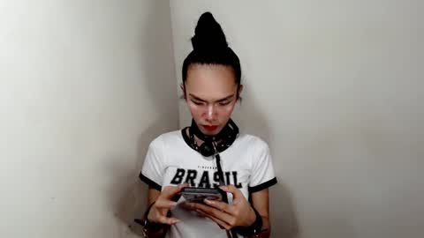 Snapshot of naughtypetiteangel chatting on 11.06.25 naughtypetiteangel online show from 11.06.25