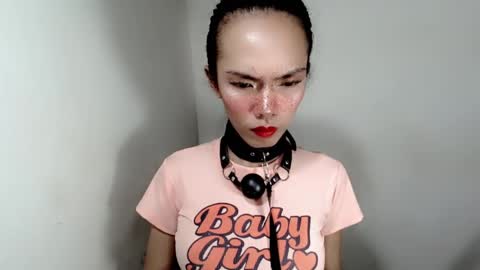 Snapshot of naughtypetiteangel chatting on 11.20.25 naughtypetiteangel online show from 11.20.25