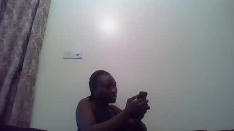 Snapshot of naughtyqueen12 chatting on 01.29.25 naughtyqueen12 online show from 01.29.25