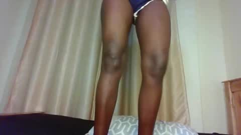 naughtyqueen12 online show from 11.15.25