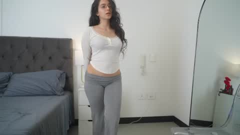 Snapshot of naughtysammx chatting on 06.24.26 Naughty Samm online show from 06.24.26