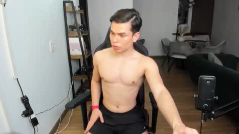 Snapshot of naugthy_alex chatting on 03.31.26 Alejoo twink online show from 03.31.26