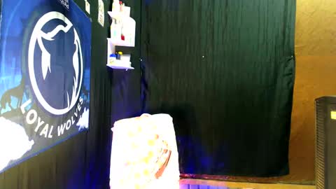 Snapshot of naugthyboyloy chatting on 10.22.25 Loy online show from 10.22.25