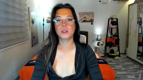 Snapshot of naugtycummer69 chatting on 01.18.26 JAY online show from 01.18.26