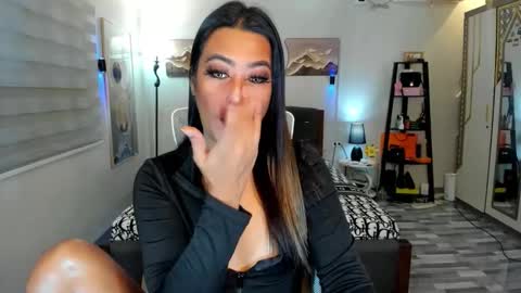 Snapshot of naugtycummer69 chatting on 02.11.26 JAY online show from 02.11.26