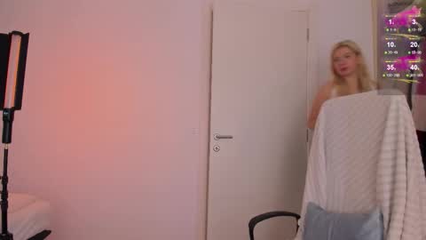 Nautica online show from 12.20.25