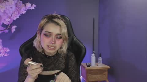 Navier  online show from 10.27.25