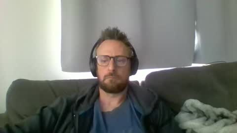 nawtydom1977 online show from 10.22.25