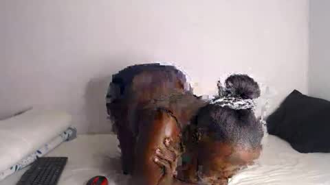 nawtylezi696 online show from 10.30.25