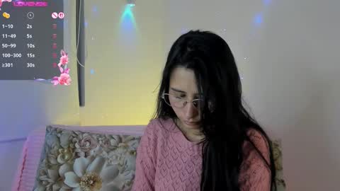 Naye  online show from 03.04.26