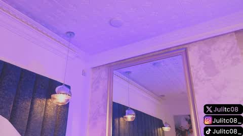 Snapshot of naylapot_ chatting on 01.21.25 Juli online show from 01.21.25