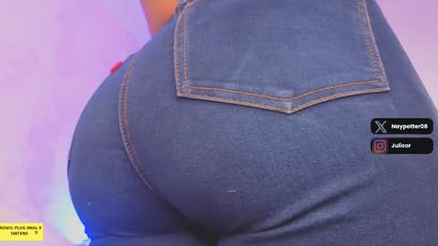 Snapshot of naylapot_ chatting on 01.23.25 Juli online show from 01.23.25