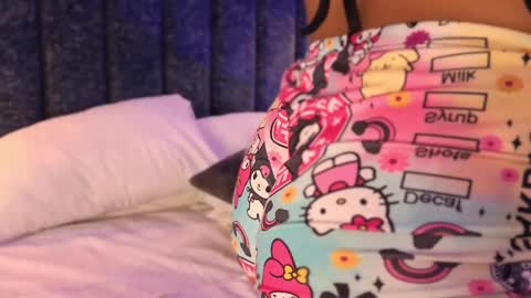 Snapshot of naylapot_ chatting on 03.05.25 Juli online show from 03.05.25