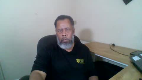 Snapshot of ncmale2021 chatting on 09.23.25 Terry online show from 09.23.25