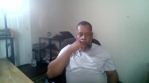 Snapshot of ncmale2021 chatting on 10.09.25 Terry online show from 10.09.25