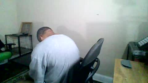 Snapshot of ncmale2021 chatting on 10.17.25 Terry online show from 10.17.25