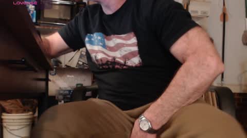 Snapshot of nctitanman chatting on 12.31.24 Seth online show from 12.31.24